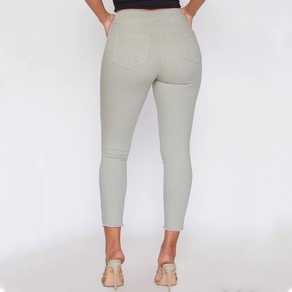 YMY HIGH RISE DISTRESSED ANKLE JOGGER RIPS LIGHT MOSS - Picture 4 of 9